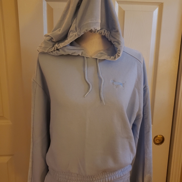 🚫SOLD🚫💕VS PINK VELVET STRIPE SWEATSUIT - Picture 3 of 6